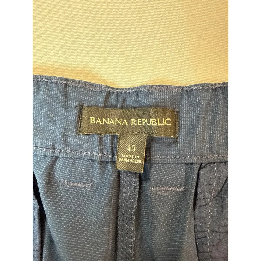 Banana Republic Core Temp Shorts Mens 40 Navy Blue Performance Golf Casual 9 In